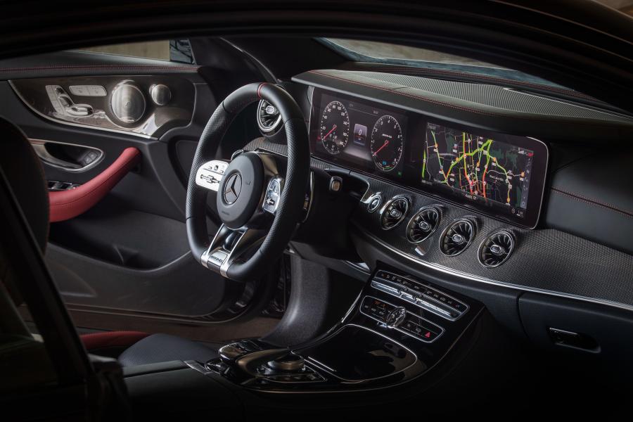 Интерьер Mercedes-AMG E53 4Matic+ Coupe (C238) 2018 года  (NA) (фото 8 из 42)